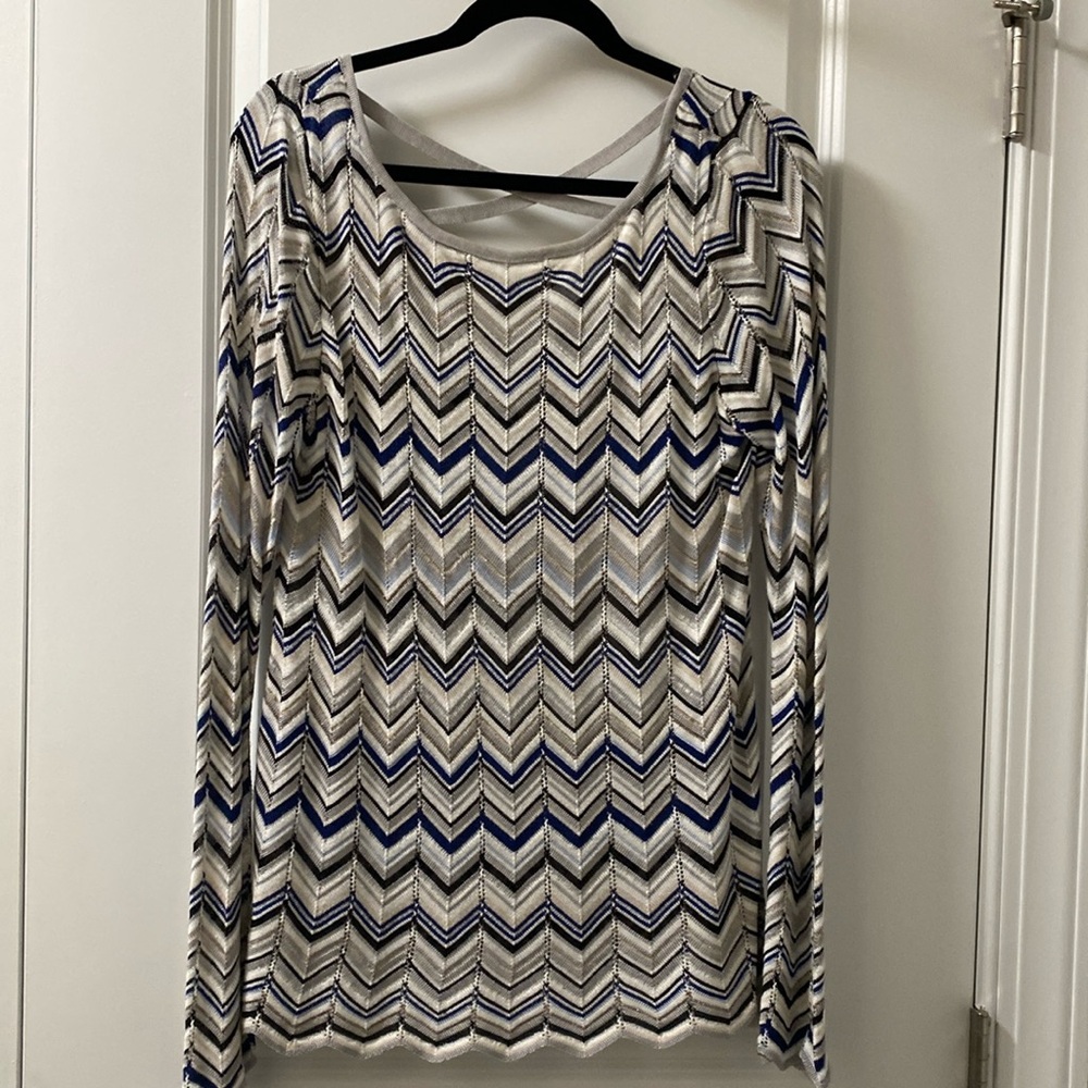 White House Black Market knitting top